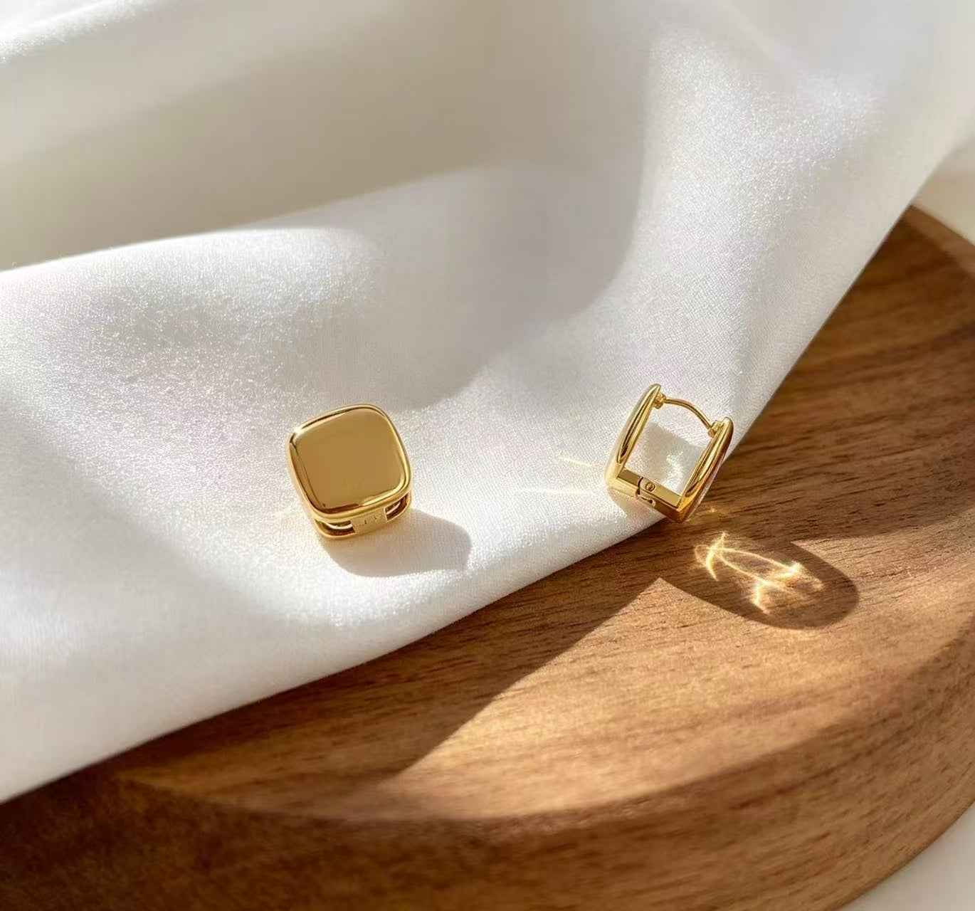Anti-Tarnish Premium Jewelry