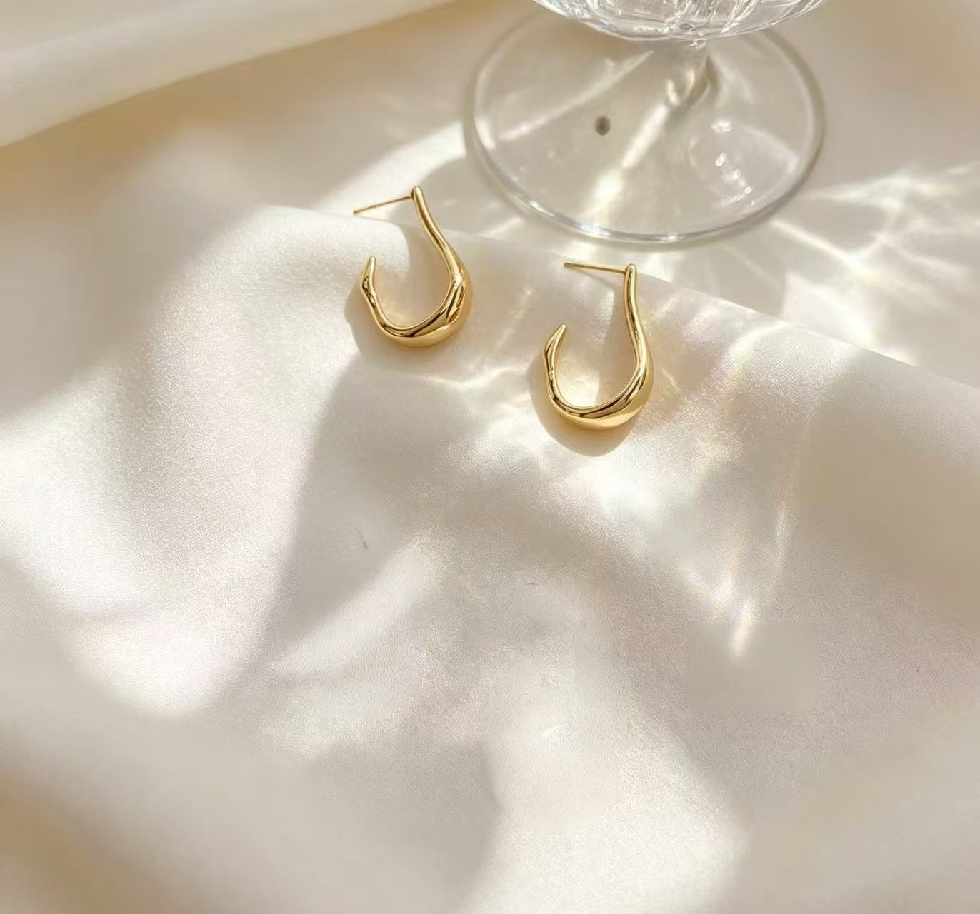 Anti-Tarnish Premium Jewelry