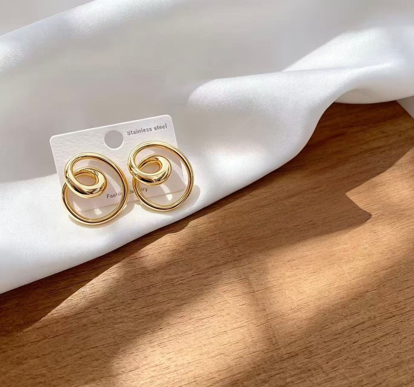 Anti-Tarnish Premium Jewelry